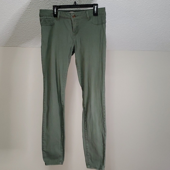 Refuge Jeans, Size 6, Green Stretch - Picture 2 of 3